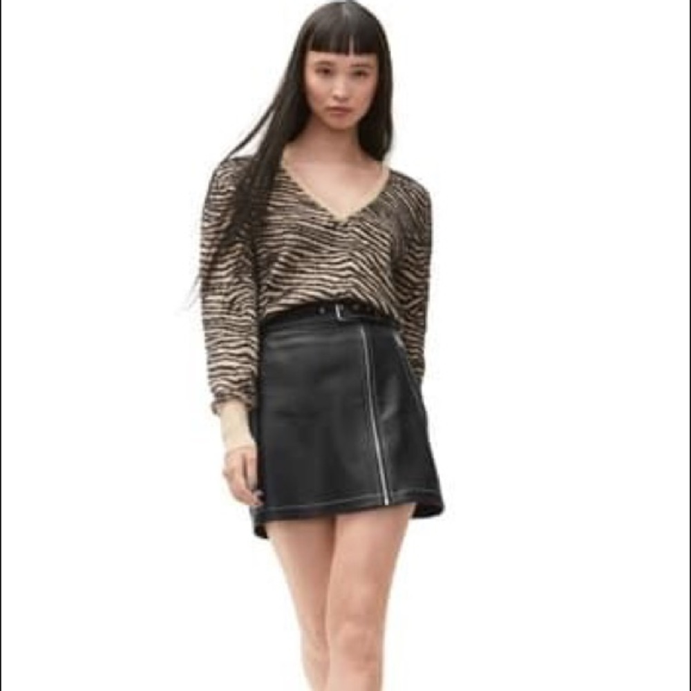 Astr tiger stripe puff sleeve sweater